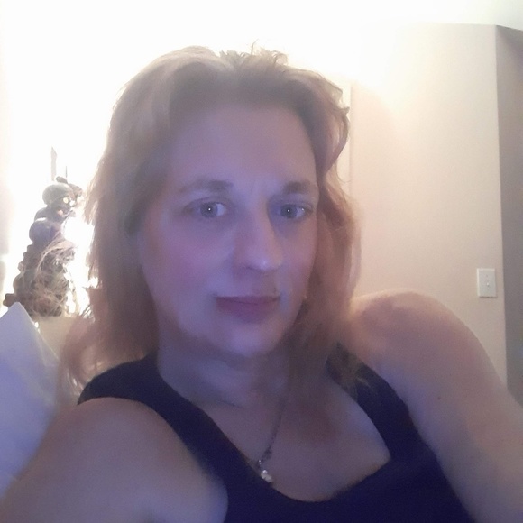 Meet your Posher, Tammy - Picture 1 of 1